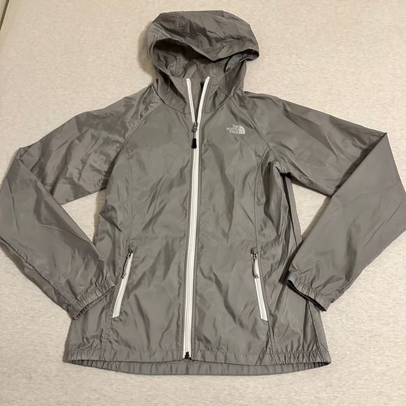 The North Face Jackets & Blazers - The North Face Womens Grey Hooded Lightweight Windbreaker Jacket Size S P